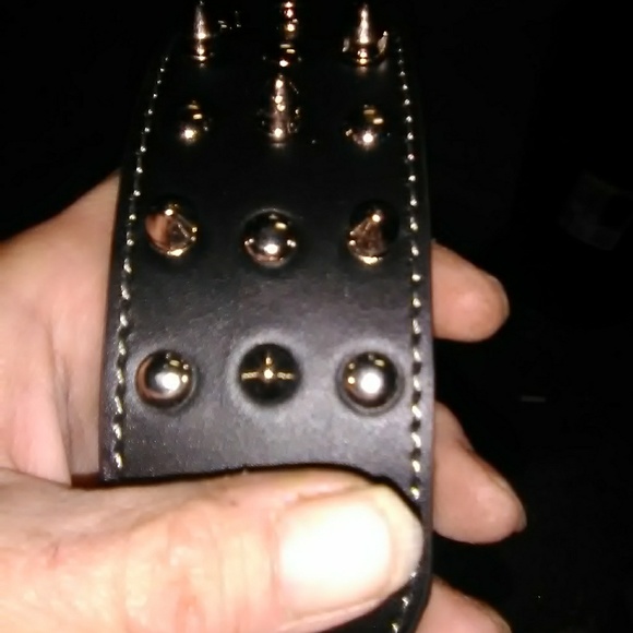 Leather collars - Picture 3 of 4